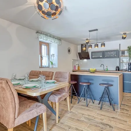 House Lena Baderna