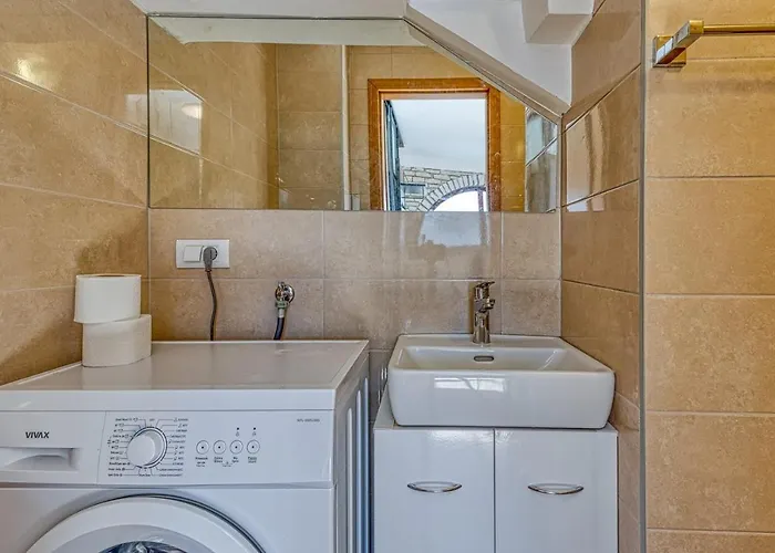 Дом отдыха House Lena *