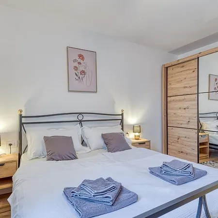 Holiday home House Lena Baderna
